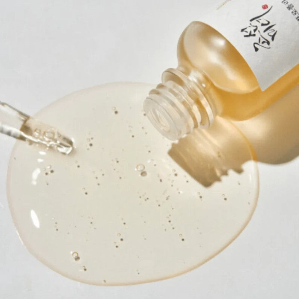 Skin TOGO Beauty of Joseon Glow Serum with propolis and niacinamide, showing the clear, viscous texture on a surface