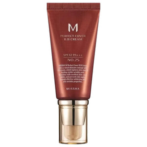 Skin TOGO Missha M Perfect Cover BB Cream in #25 Warm Beige with a swatch of the creamy foundation texture
