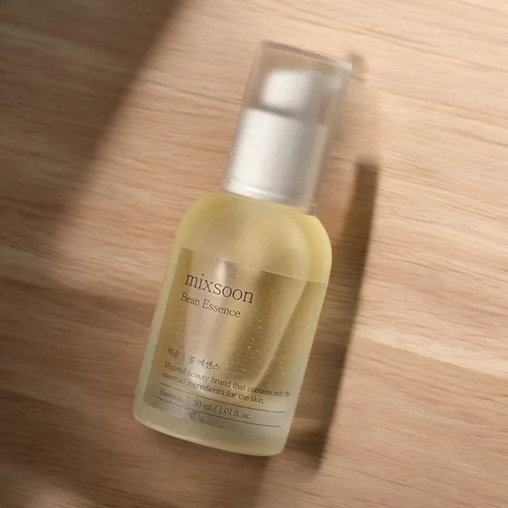 Skin TOGO Mixsoon Bean Essence 30ml bottle with fermented soybean extract for anti-aging and skin nourishment.