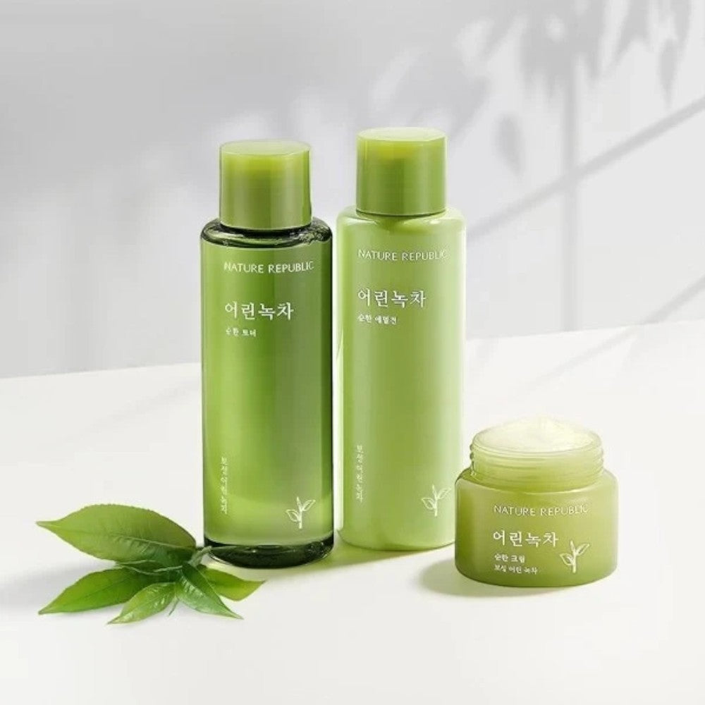 Skin TOGO Nature Republic Young Green Tea skincare set including toner, emulsion, and mild cream with green tea leaves